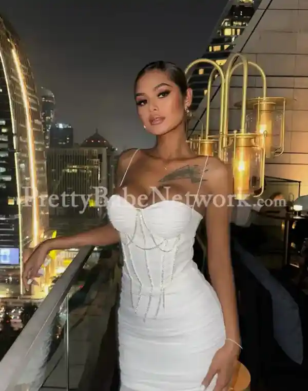 I'm a classy, glamorous Philippines air hostess call girl in your city, Govindpuri, Delhi, to fulfil your desires