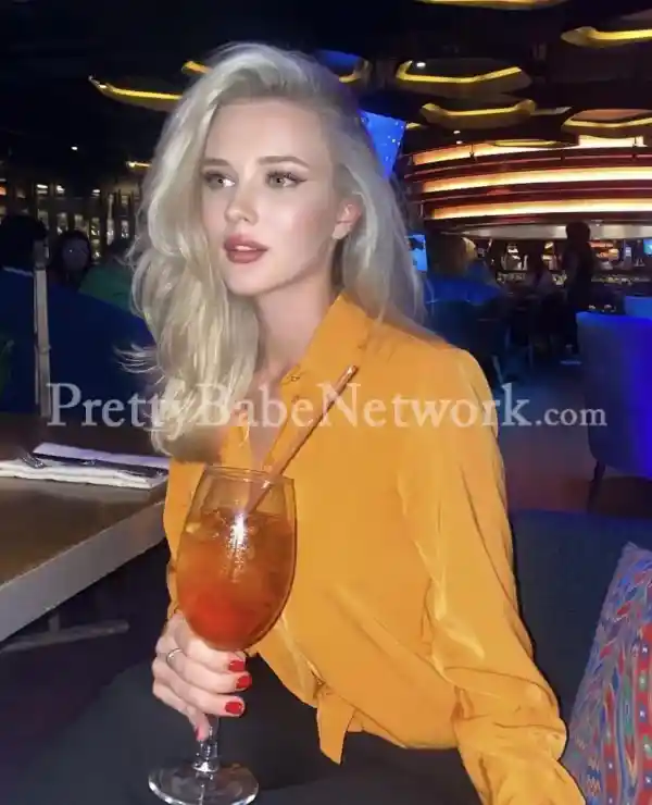 I am Lada, a Celebrity Russian Escort in Golf Links, Delhi. We Meet Soon