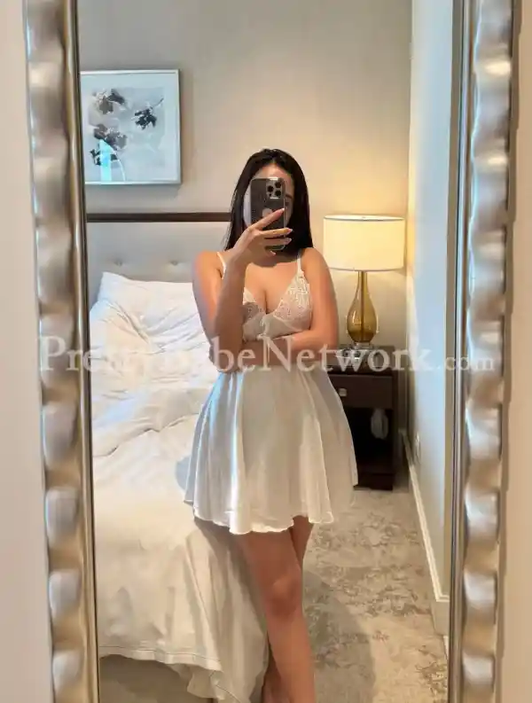 My name is Diwata, a 25-year-old Filipino exclusive call girl in Chanakyapuri, Delhi, for a few days