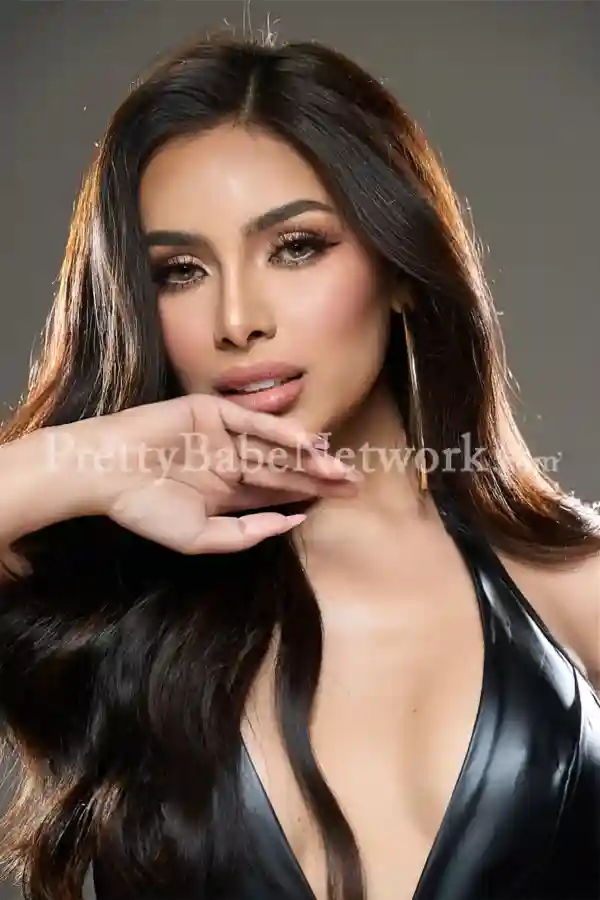 Your Colombian Goddess Luciana has Just Arrived in Jor Bagh, Delhi