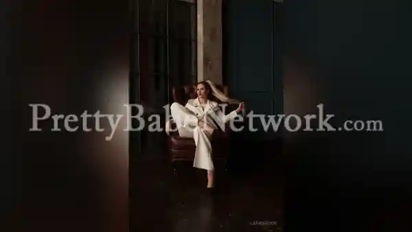 Russian Escort Near The Hans Hotel Delhi - Indian escort in Delhi