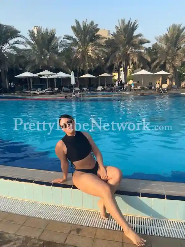 Shikha Young Beautiful Escort With Perfect Booty (A-Shaped) in Delhi Hotel