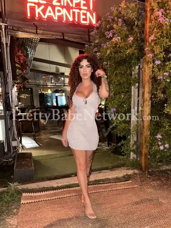 Meet 29-year-old Sexy, Spanish Housewife Escort Laya Fox in Delhi, Uttam Nagar